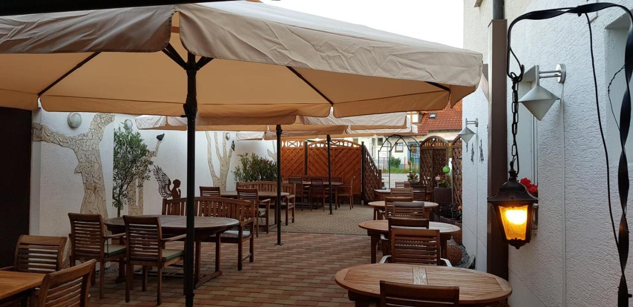 Gasthof Liederhalle آلين المظهر الخارجي الصورة
